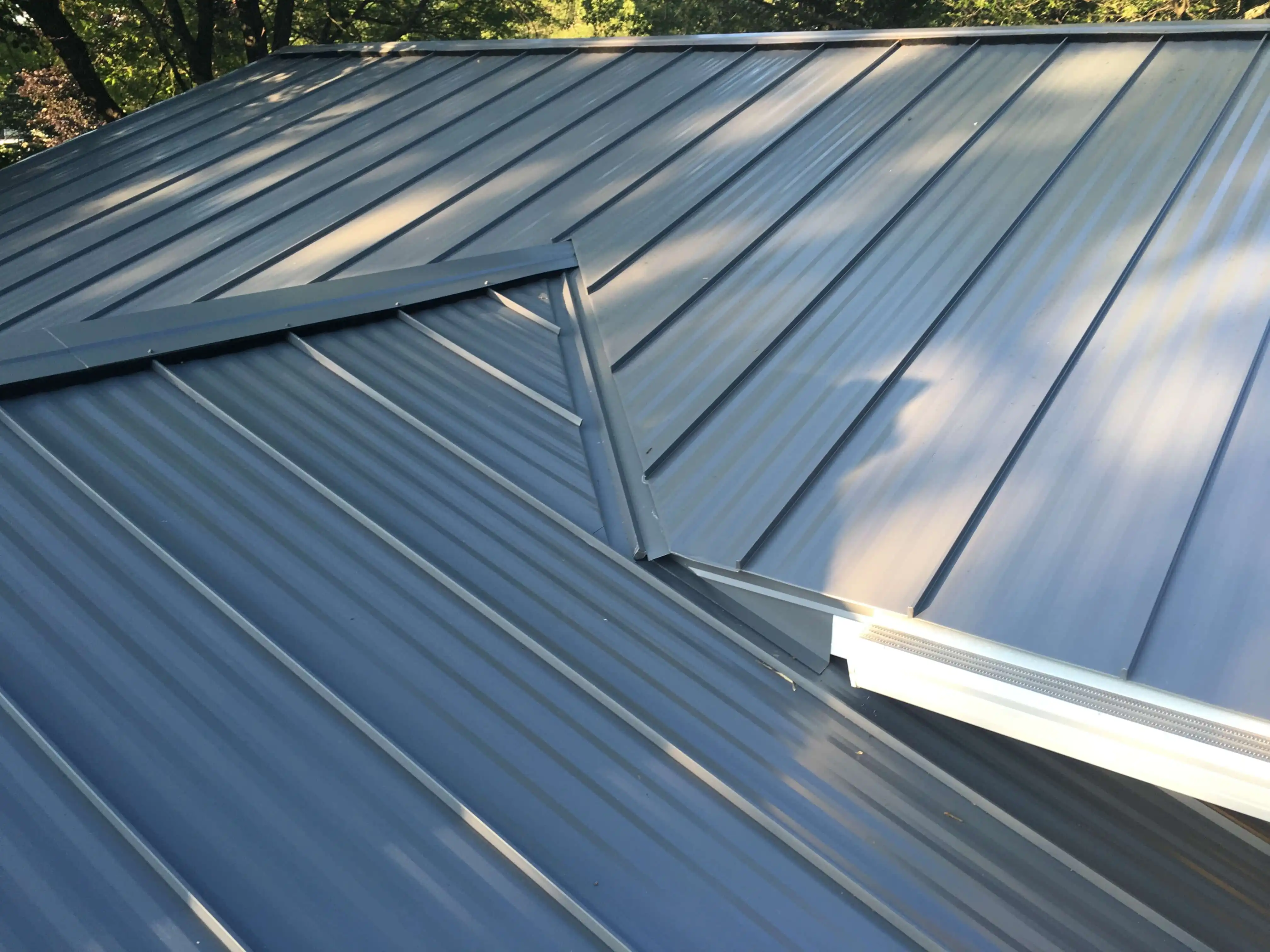 snap lock metal roof panels