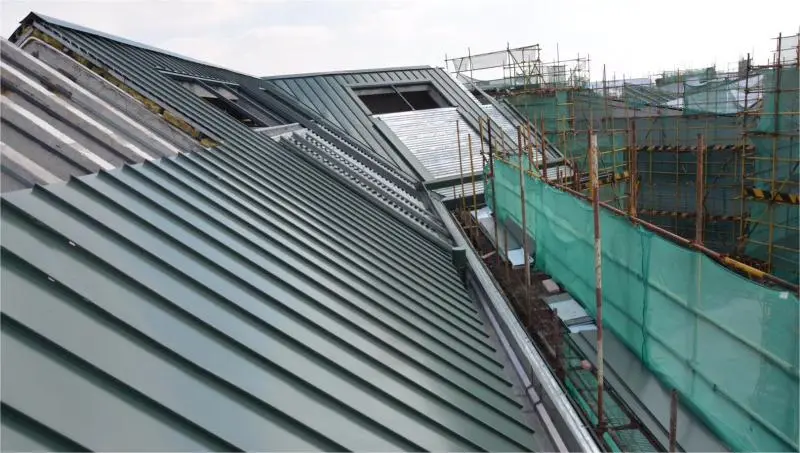 Aluminum standing seam metal roof panels