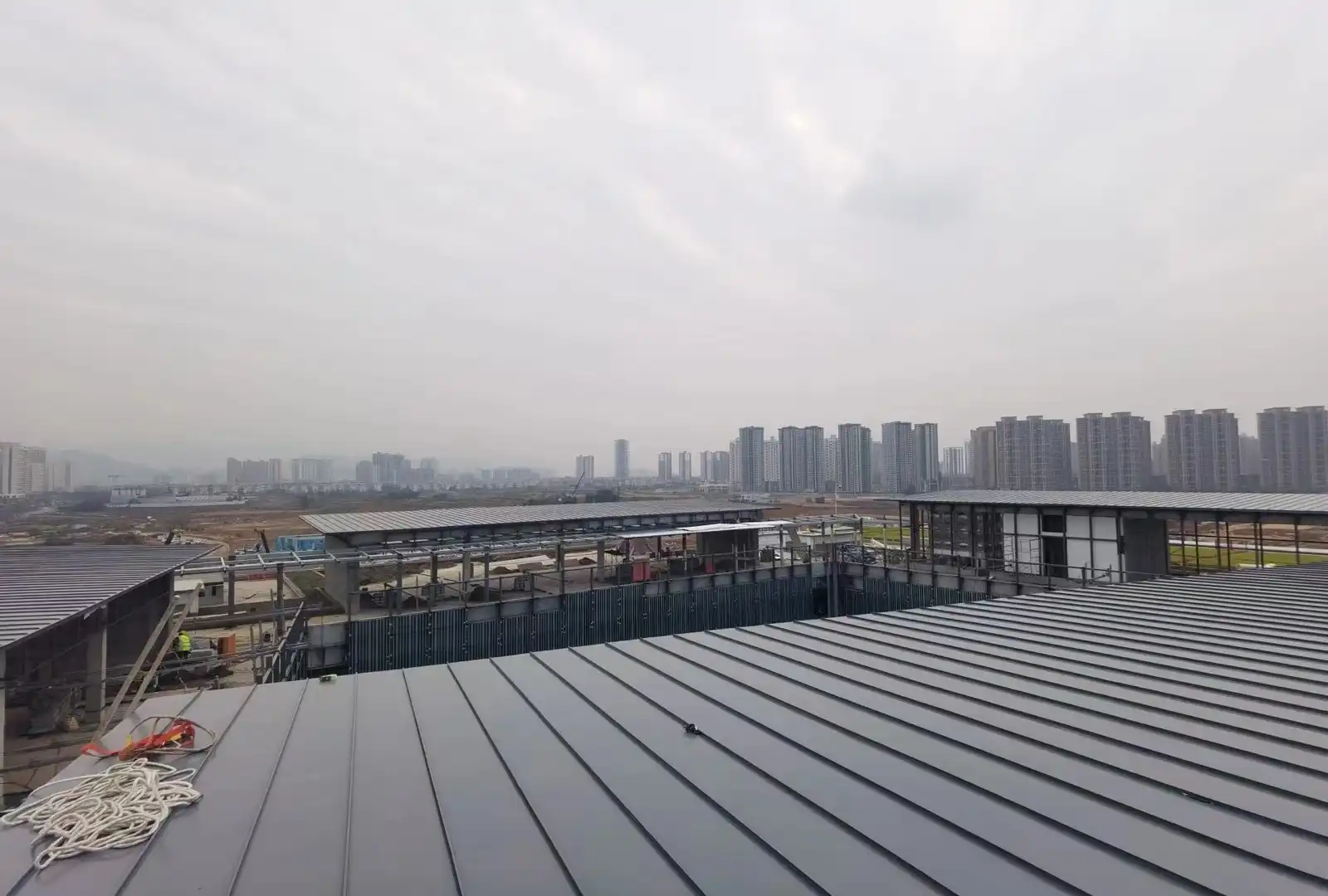 Hidden seam metal roofing